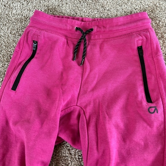 Gapfit kids tech joggers - Picture 3 of 8
